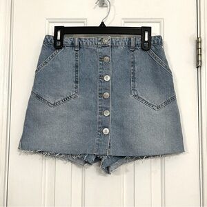 BDG Urban Outfitters denim button front detail back zip shorts skirt, 26.